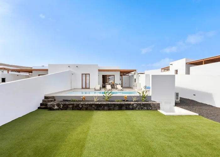 Altos Brisa 11b By Escape Villa Playa Blanca